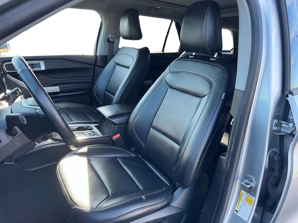 2023 Ford Explorer XLT - 4WD in Stratford, Ontario - 8 - w1024h768px