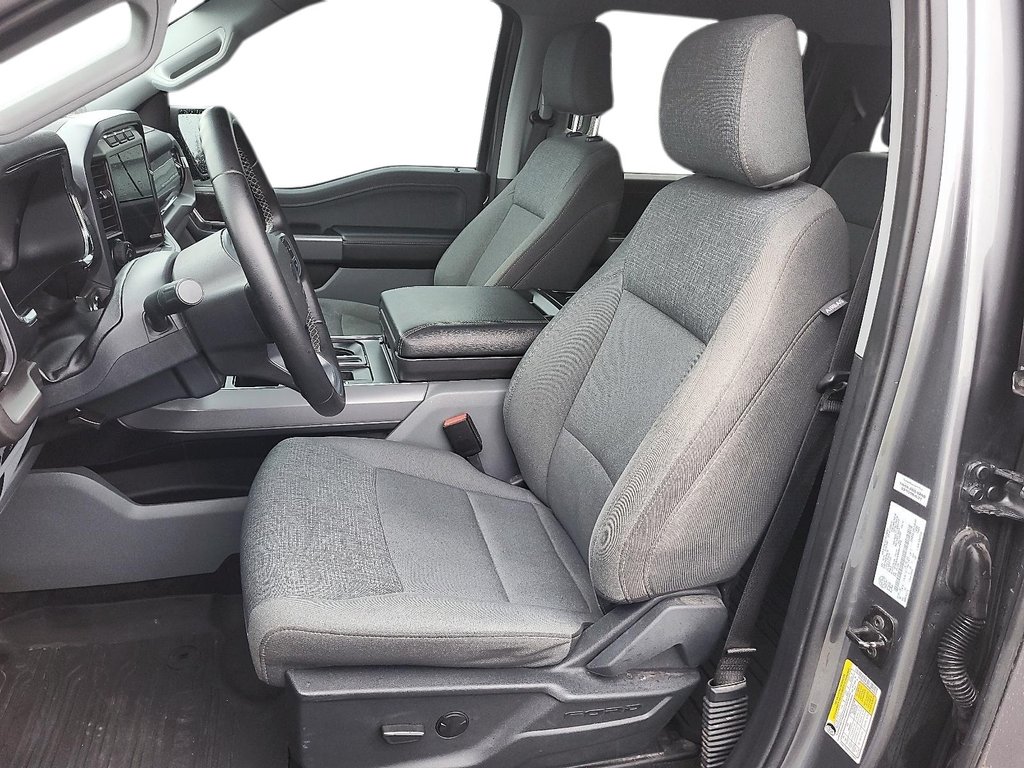 2024 Ford F-150 Lightning 4x4 SuperCrew XLT - 145 WB in Stratford, Ontario - 6 - w1024h768px