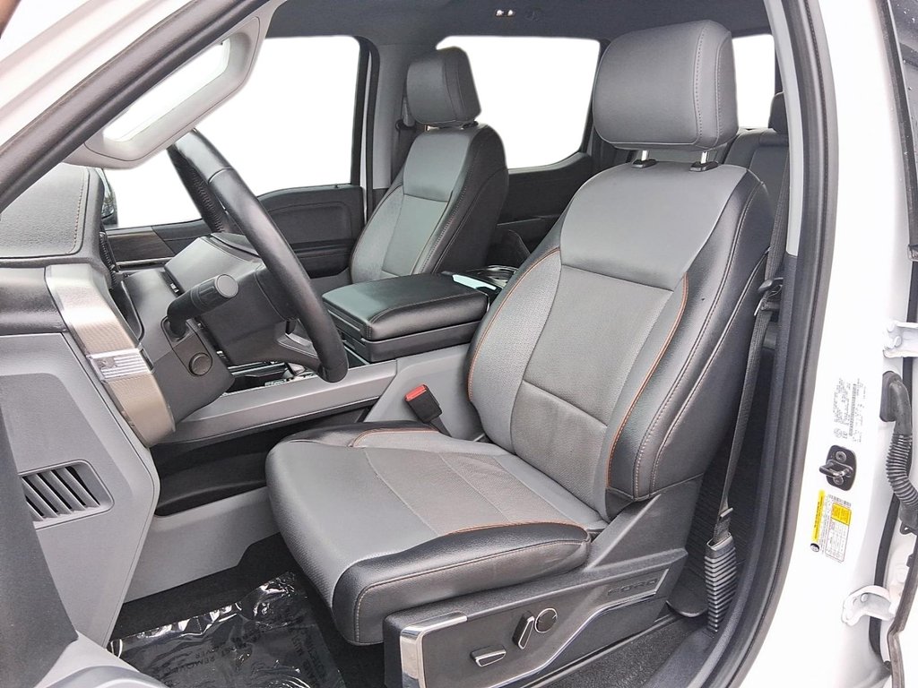 2024 Ford F-150 4x4 SuperCrew LARIAT - 145 WB in Stratford, Ontario - 8 - w1024h768px