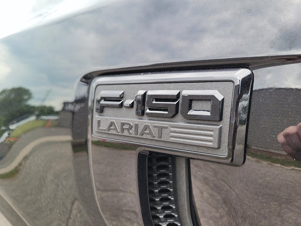 2025 Ford F-150 LARIAT 4WD SuperCrew 5.5' Box in Stratford, Ontario - 6 - w1024h768px