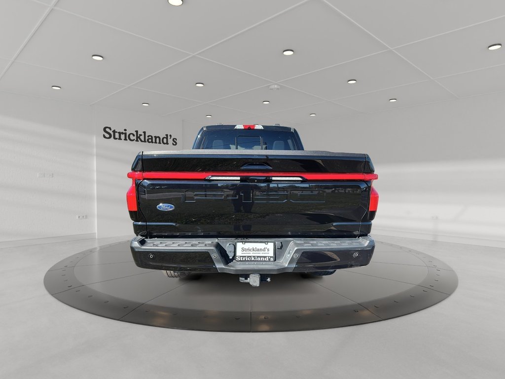 2022 Ford F150 Lightning 4x4 - SuperCrew LARIAT - 145 WB in Stratford, Ontario - 3 - w1024h768px