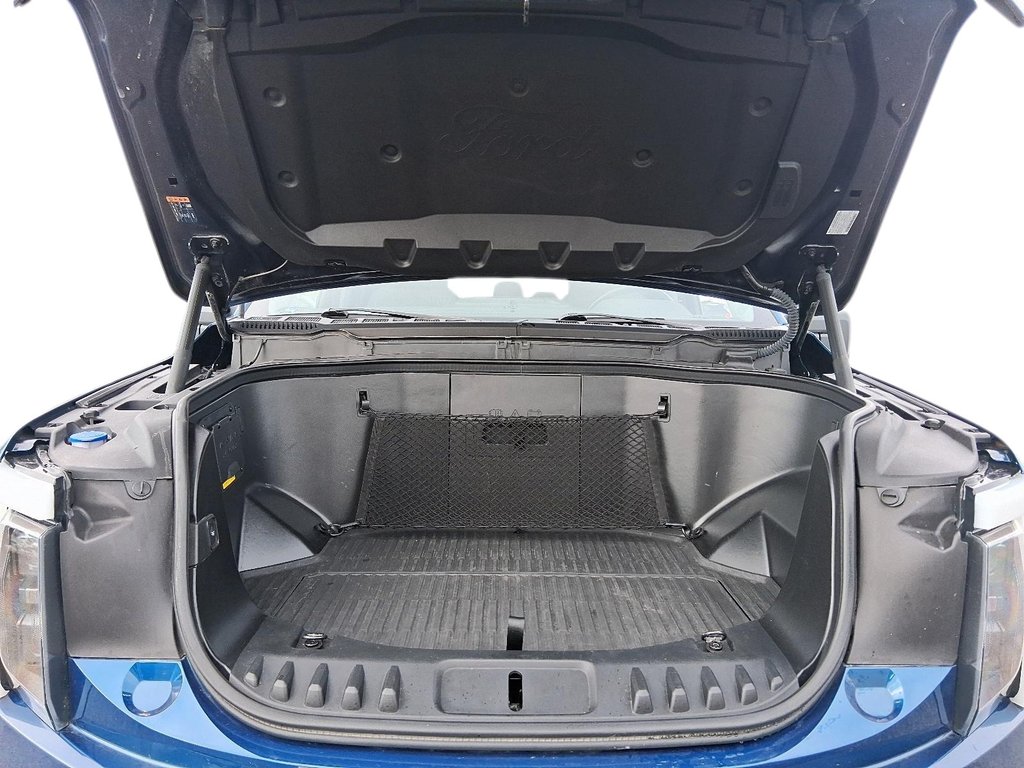 2022 Ford F150 Lightning 4x4 - SuperCrew XLT - 145 WB in Stratford, Ontario - 21 - w1024h768px