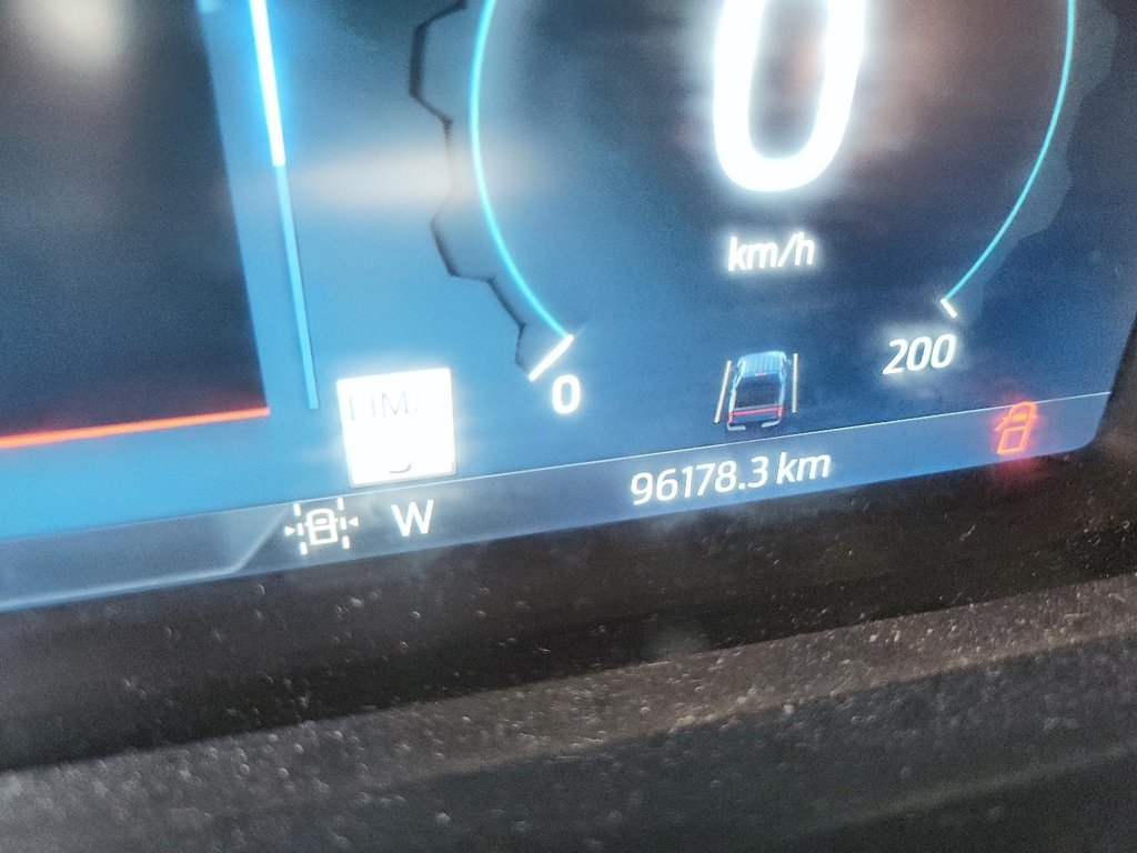 2023 Ford F150 Lightning 4x4 - SuperCrew LARIAT - 145 WB in Stratford, Ontario - 12 - w1024h768px