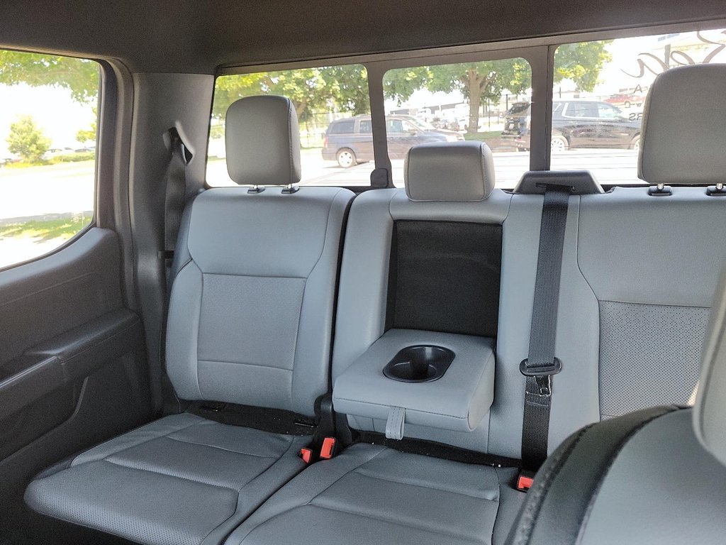 2023 Ford F150 Lightning 4x4 - SuperCrew LARIAT - 145 WB in Stratford, Ontario - 15 - w1024h768px