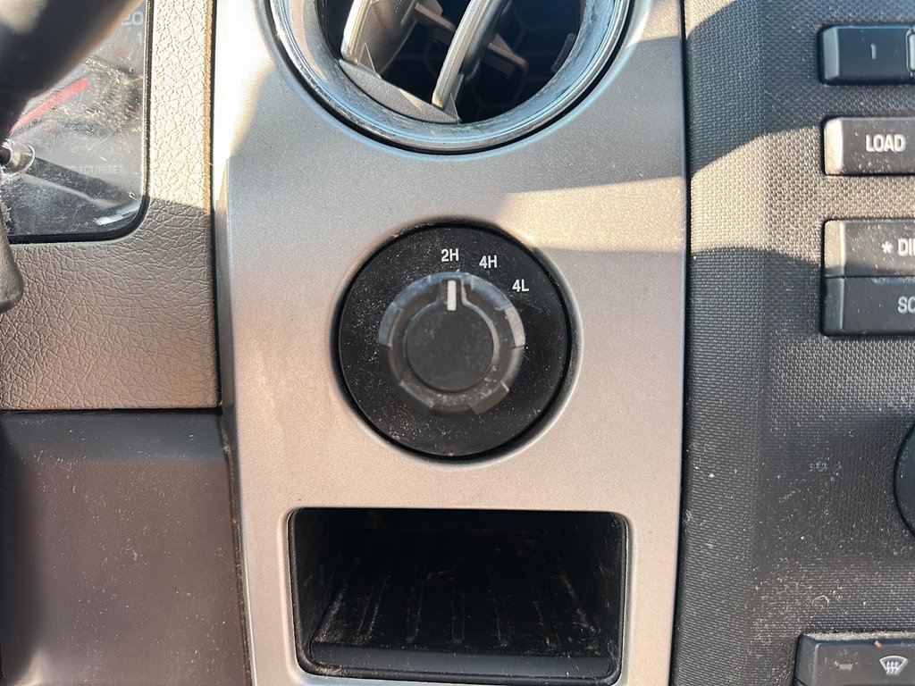 2010 Ford F150 XLT Supercrew in Stratford, Ontario - 14 - w1024h768px