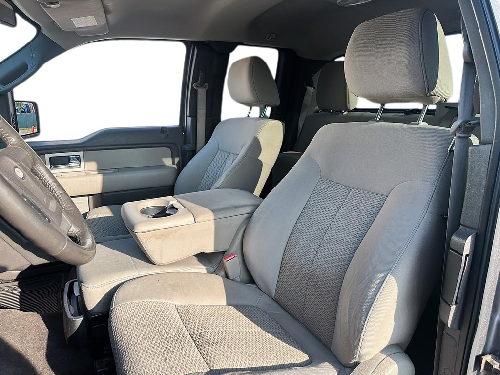 2010 Ford F150 XLT Supercrew in Stratford, Ontario - 8 - w1024h768px