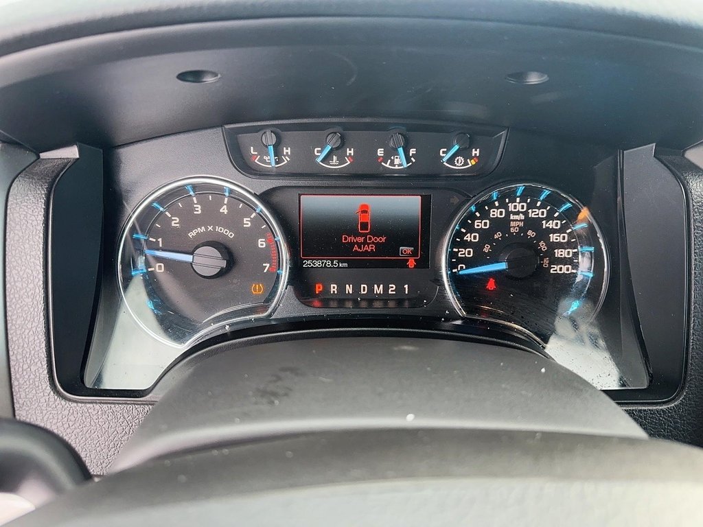 2011 Ford F150 FX4 Supercrew 4WD in Stratford, Ontario - 12 - w1024h768px