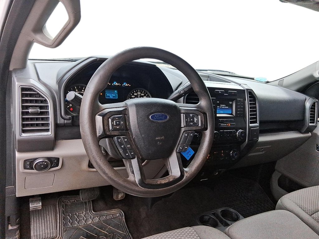 2016 Ford F150 4x4 - Supercab XLT - 145 WB in Stratford, Ontario - 10 - w1024h768px