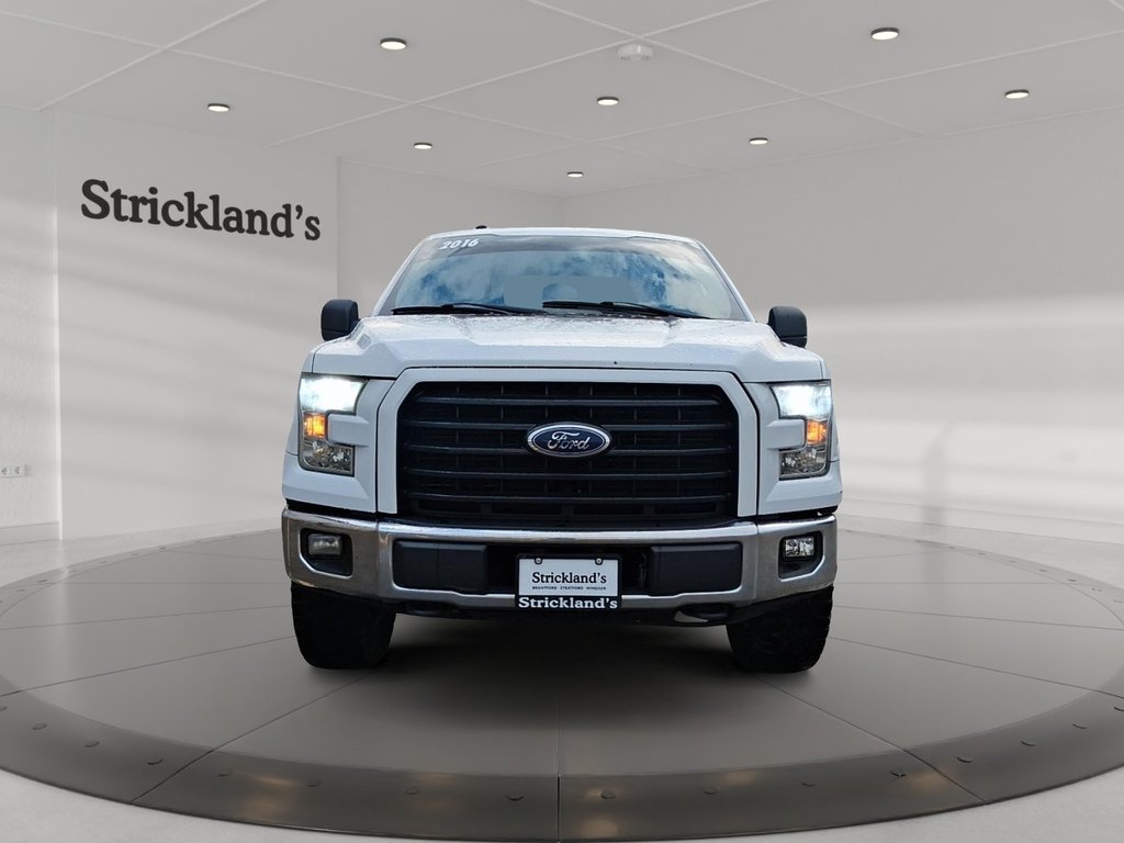 2016 Ford F150 4x4 - Supercab XLT - 145 WB in Stratford, Ontario - 2 - w1024h768px