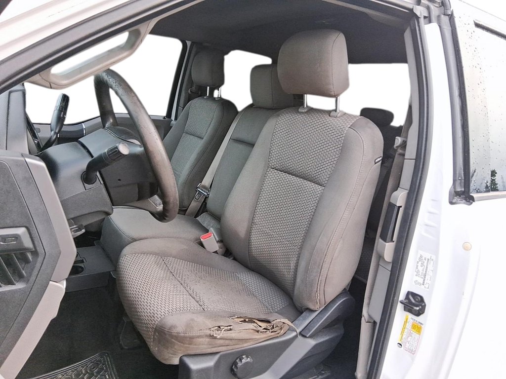 2016 Ford F150 4x4 - Supercab XLT - 145 WB in Stratford, Ontario - 8 - w1024h768px