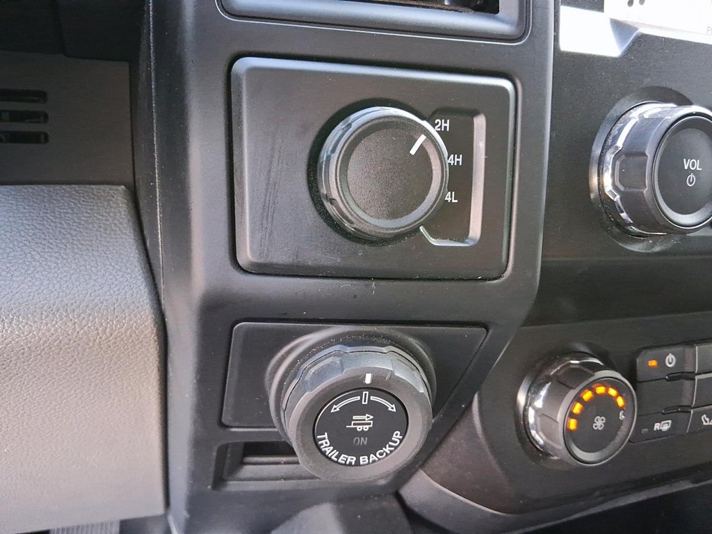 2019 Ford F150 4x4 - Supercrew XL - 145 WB in Stratford, Ontario - 18 - w1024h768px