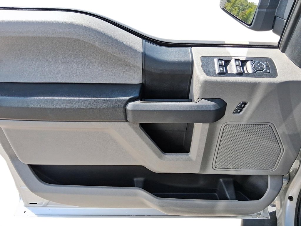 2019 Ford F150 4x4 - Supercrew XL - 145 WB in Stratford, Ontario - 11 - w1024h768px