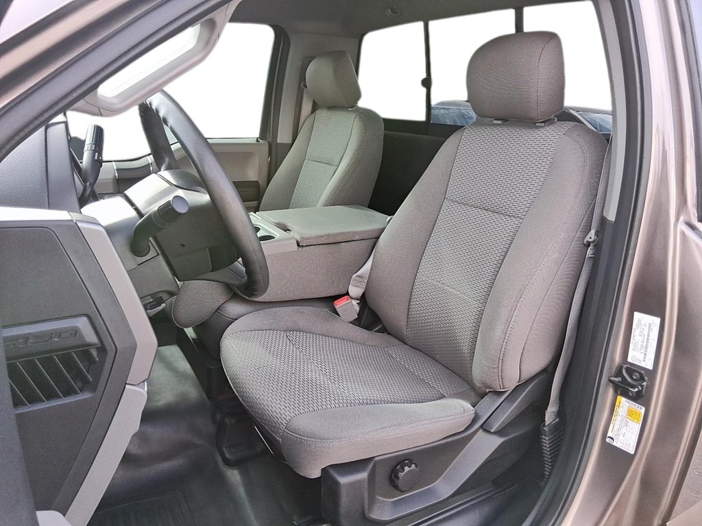 2020 Ford F150 4x4 - Regular Cab XLT - 141 WB in Stratford, Ontario - 8 - w1024h768px