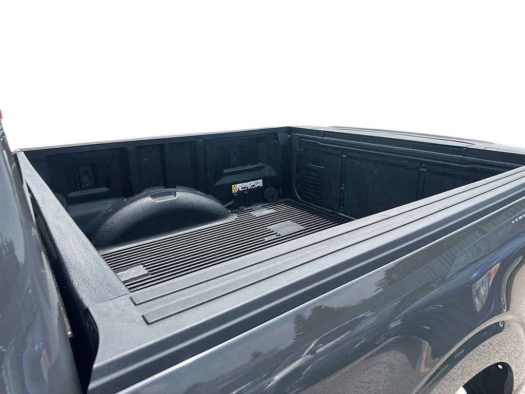 2021 Ford F150 4x4 - Supercrew XL - 145 WB in Stratford, Ontario - 16 - w1024h768px