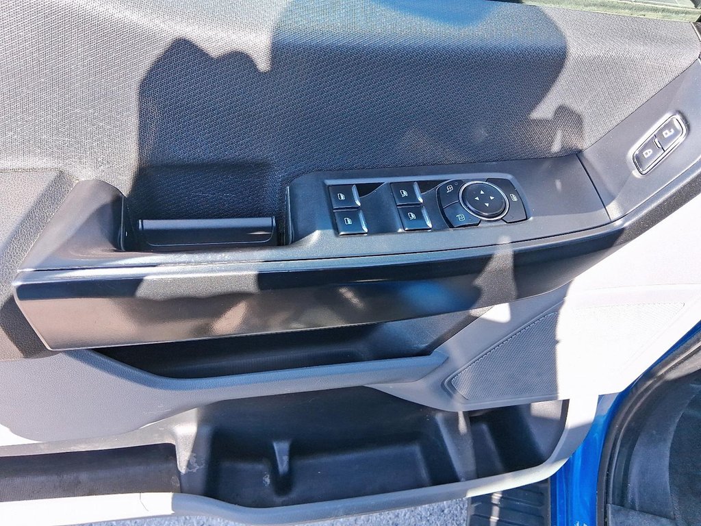 2021 Ford F150 4x4 - Supercrew XL - 145 WB in Stratford, Ontario - 9 - w1024h768px