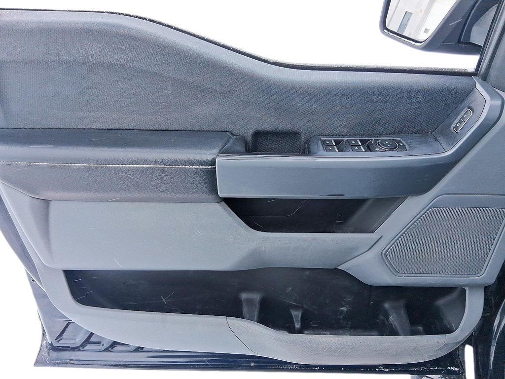 2021 Ford F150 4x4 - Supercrew XLT - 145 WB in Stratford, Ontario - 12 - w1024h768px