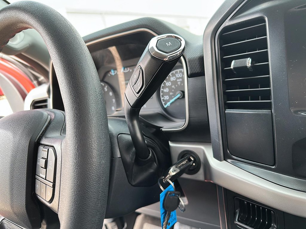 2022 Ford F150 4x4 - Supercrew XLT - 145 WB in Stratford, Ontario - 13 - w1024h768px