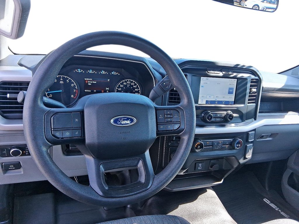 2022 Ford F150 4x2 - Regular Cab XLT - 122 WB in Stratford, Ontario - 8 - w1024h768px