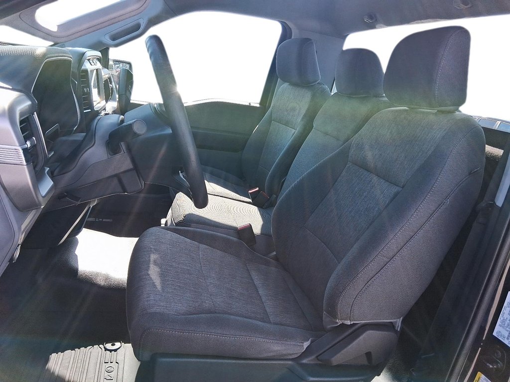 2022 Ford F150 4x2 - Regular Cab XLT - 122 WB in Stratford, Ontario - 7 - w1024h768px