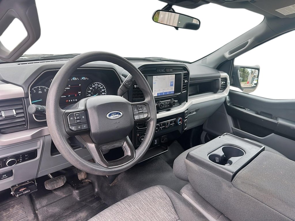2023 Ford F150 4x4 - Regular Cab XL - 141 WB in Stratford, Ontario - 8 - w1024h768px