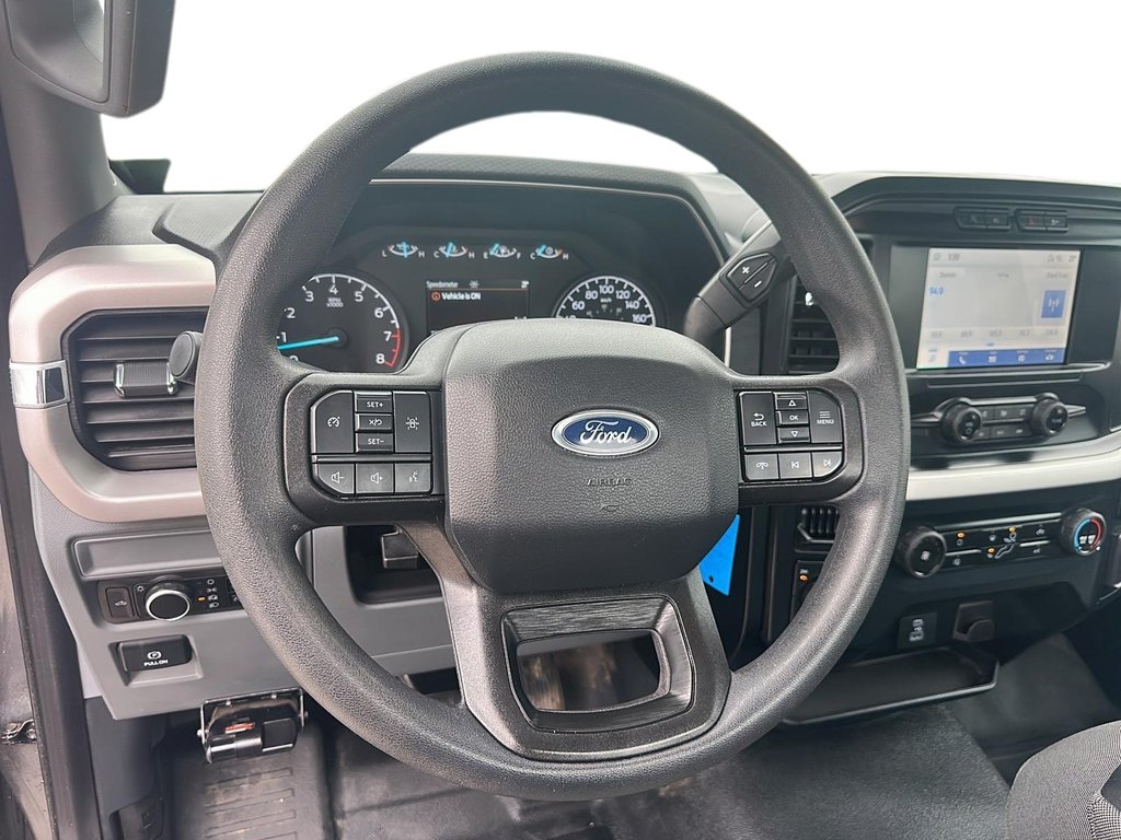 2023 Ford F150 4x4 - Regular Cab XL - 141 WB in Stratford, Ontario - 10 - w1024h768px