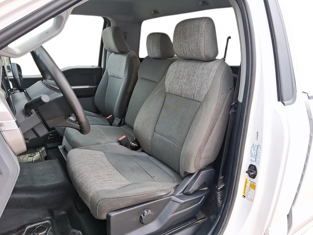 2023 Ford F150 4x4 - Regular Cab XLT - 141 WB in Stratford, Ontario - 8 - w1024h768px