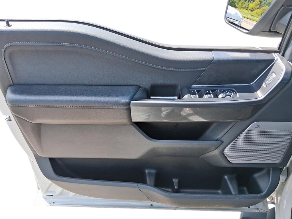 2023 Ford F150 4x2 - Supercrew XLT - 145 WB in Stratford, Ontario - 11 - w1024h768px