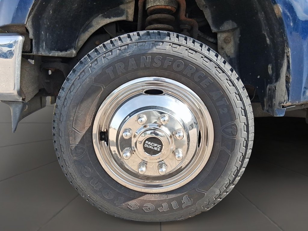 2010 Ford F350 S/D XL Reg Cab 4WD in Stratford, Ontario - 7 - w1024h768px