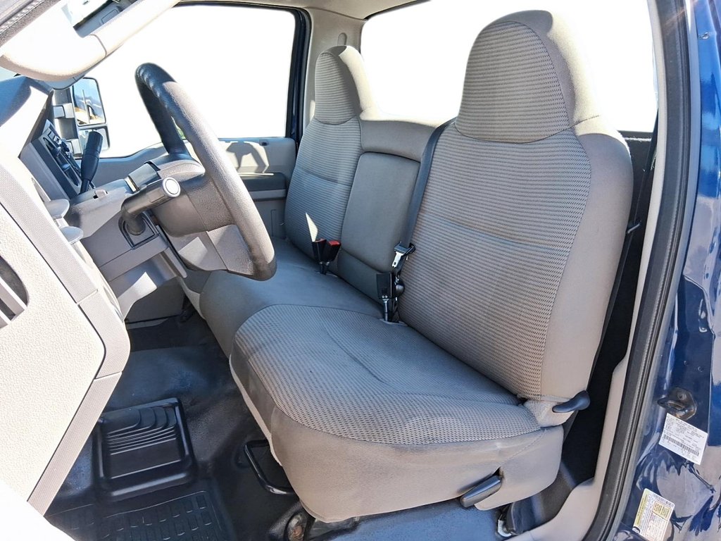 2010 Ford F350 S/D XL Reg Cab 4WD in Stratford, Ontario - 8 - w1024h768px