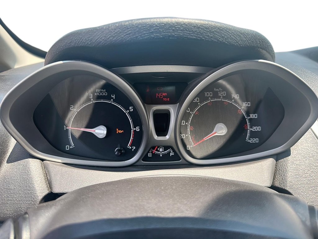 2012 Ford Fiesta S 5D Hatchback in Stratford, Ontario - 11 - w1024h768px