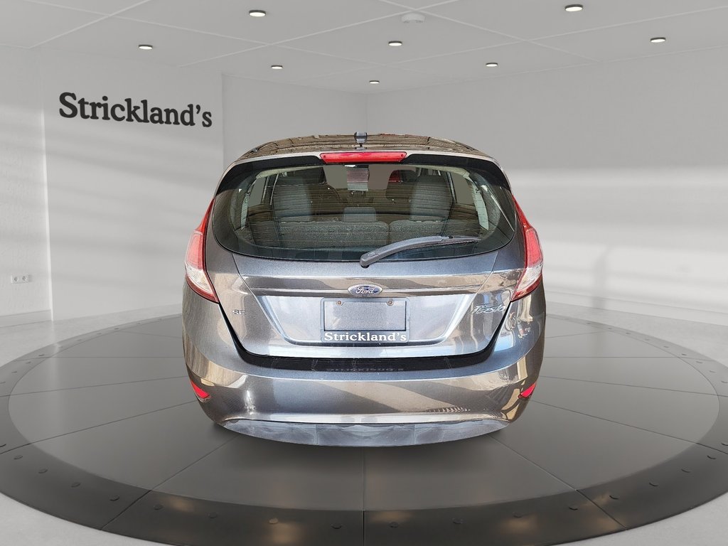 2015 Ford Fiesta (5) SE in Stratford, Ontario - 3 - w1024h768px