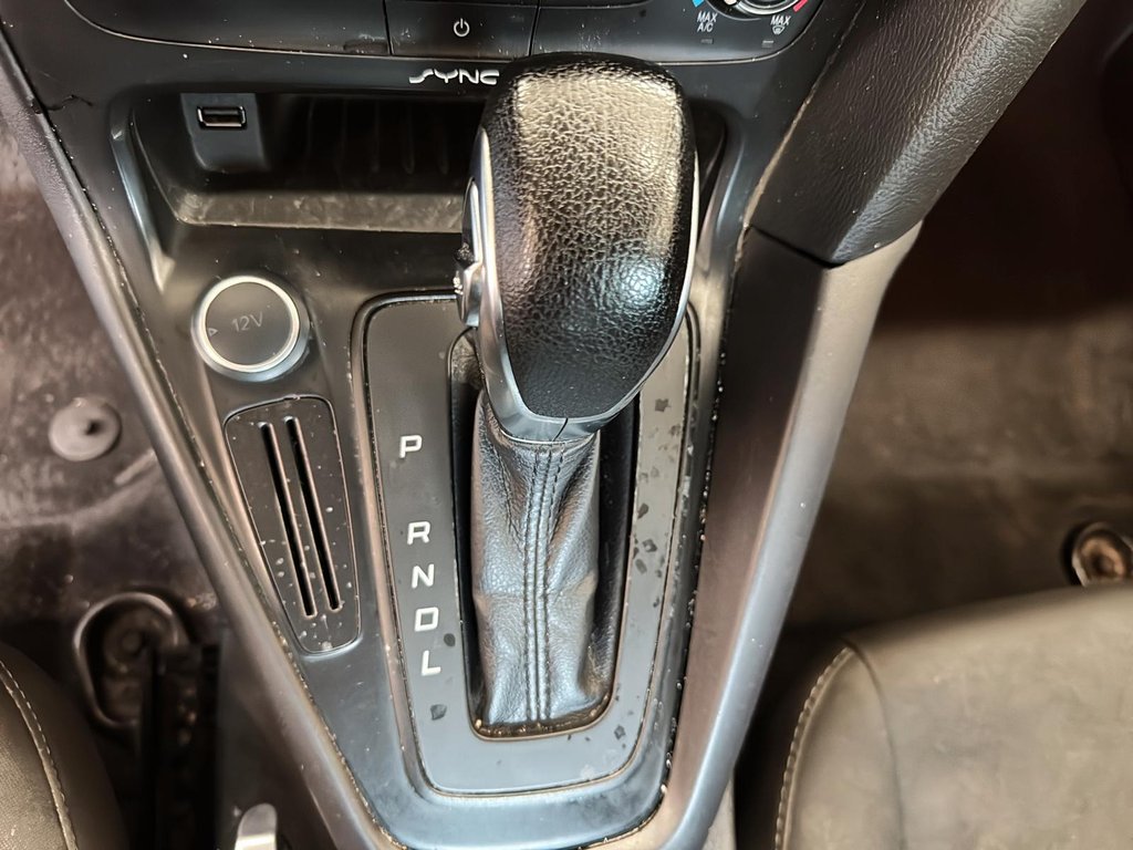 2017 Ford Focus Sedan SE in Stratford, Ontario - 14 - w1024h768px
