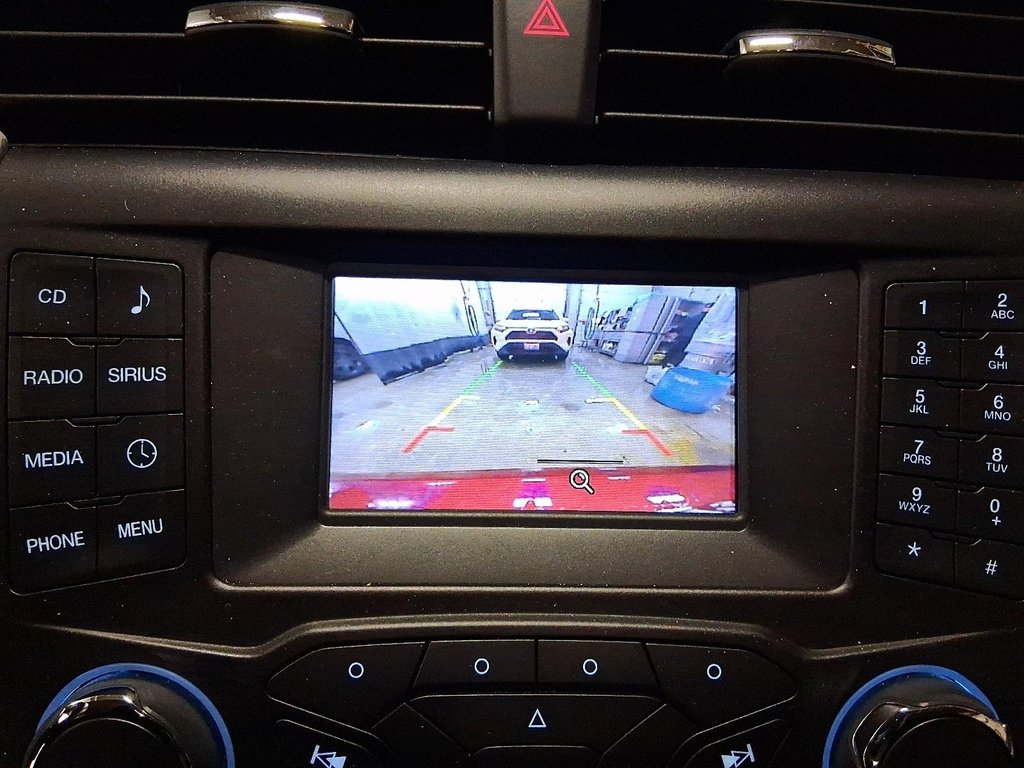 2015 Ford Fusion SE FWD in Stratford, Ontario - 17 - w1024h768px