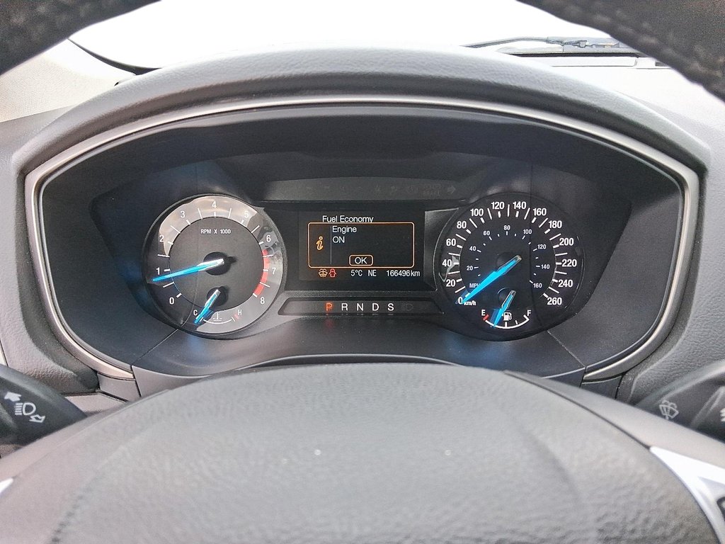 2016 Ford Fusion SE AWD in Stratford, Ontario - 13 - w1024h768px