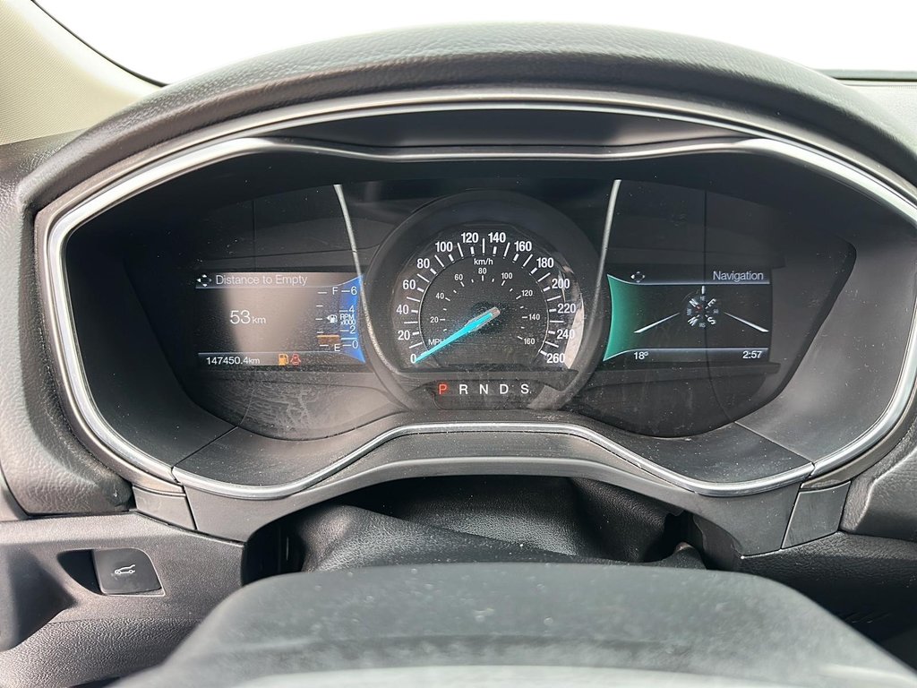 2017 Ford Fusion SE AWD in Stratford, Ontario - 13 - w1024h768px