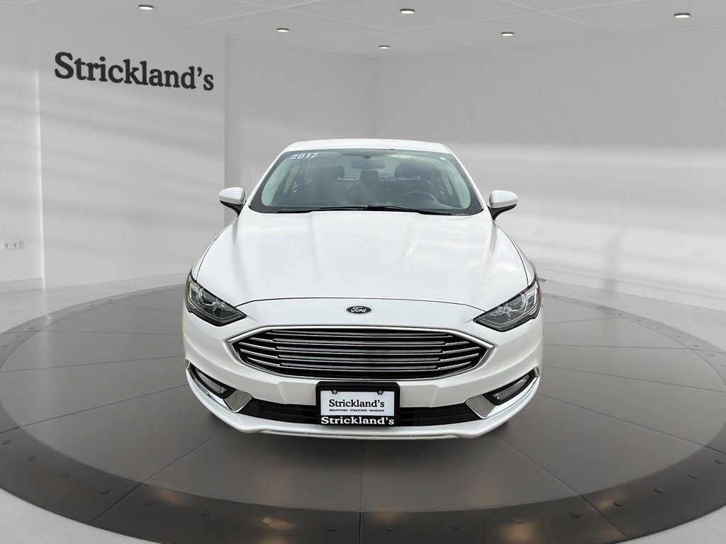 2017 Ford Fusion SE AWD in Stratford, Ontario - 2 - w1024h768px