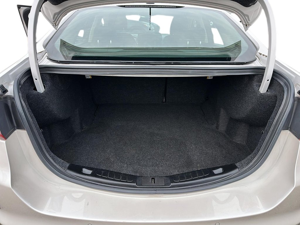 2017 Ford Fusion SE AWD in Stratford, Ontario - 6 - w1024h768px