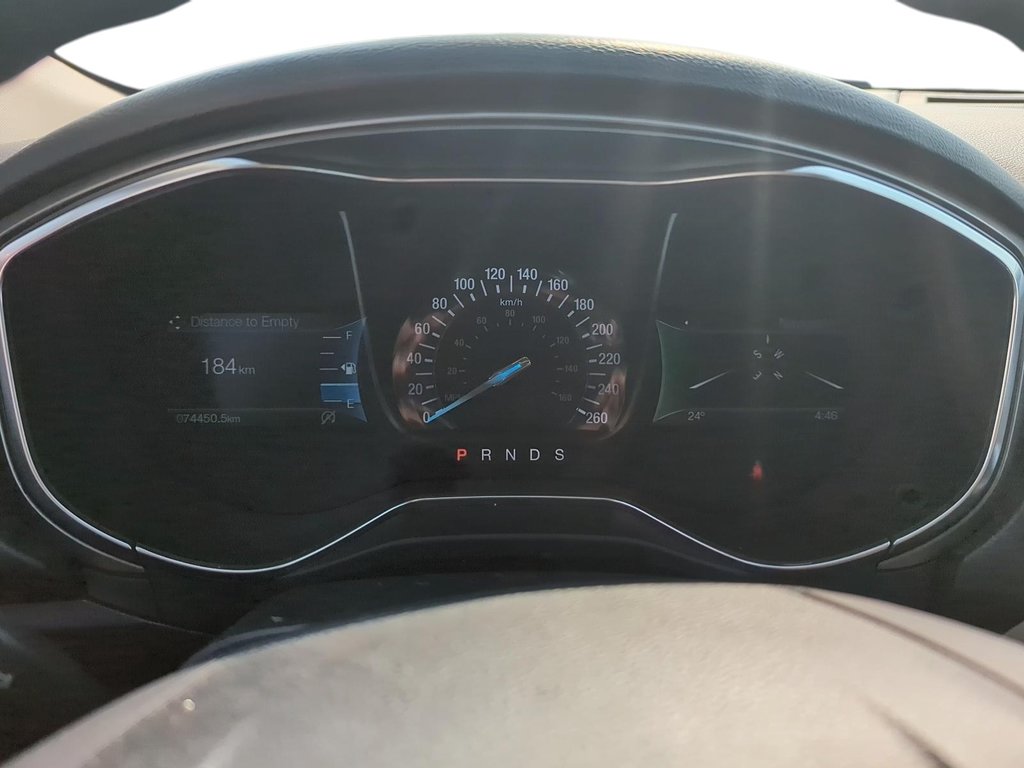 2017 Ford Fusion SE FWD in Stratford, Ontario - 14 - w1024h768px