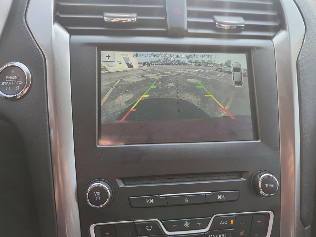2017 Ford Fusion SE FWD in Stratford, Ontario - 16 - w1024h768px