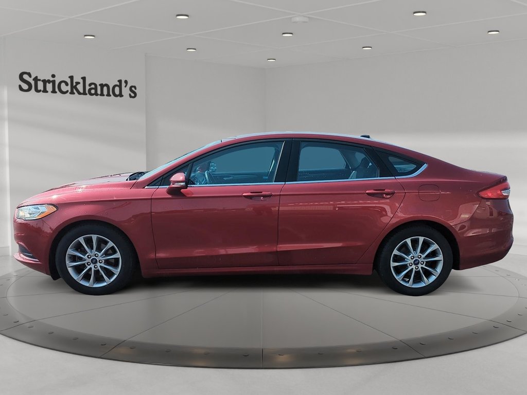 2017 Ford Fusion SE FWD in Stratford, Ontario - 5 - w1024h768px