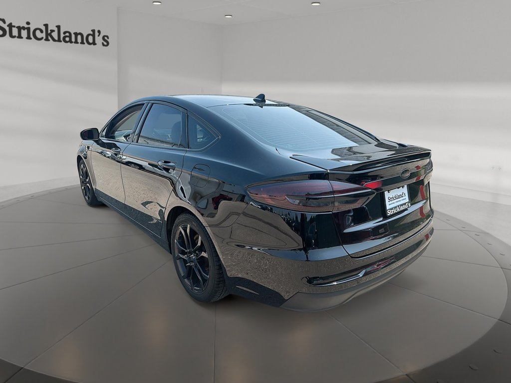 2020 Ford Fusion SE FWD in Stratford, Ontario - 4 - w1024h768px