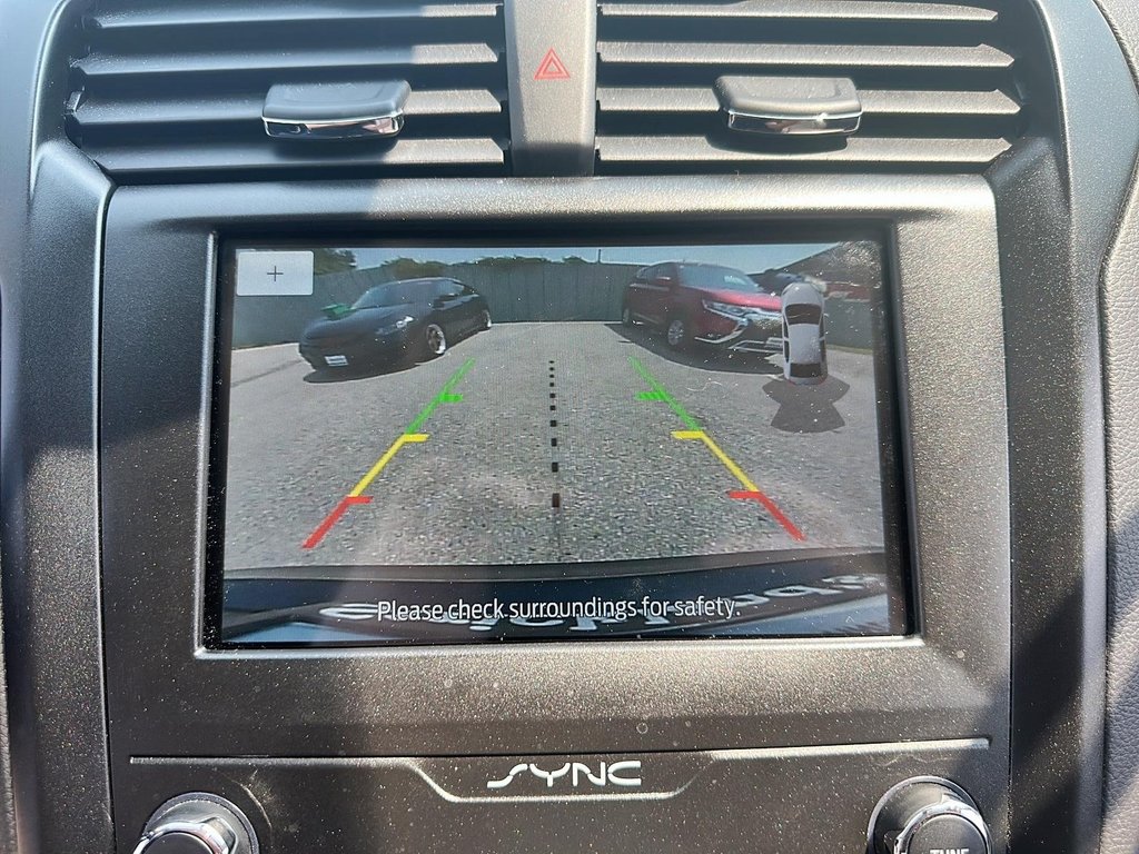 2020 Ford Fusion SE FWD in Stratford, Ontario - 15 - w1024h768px
