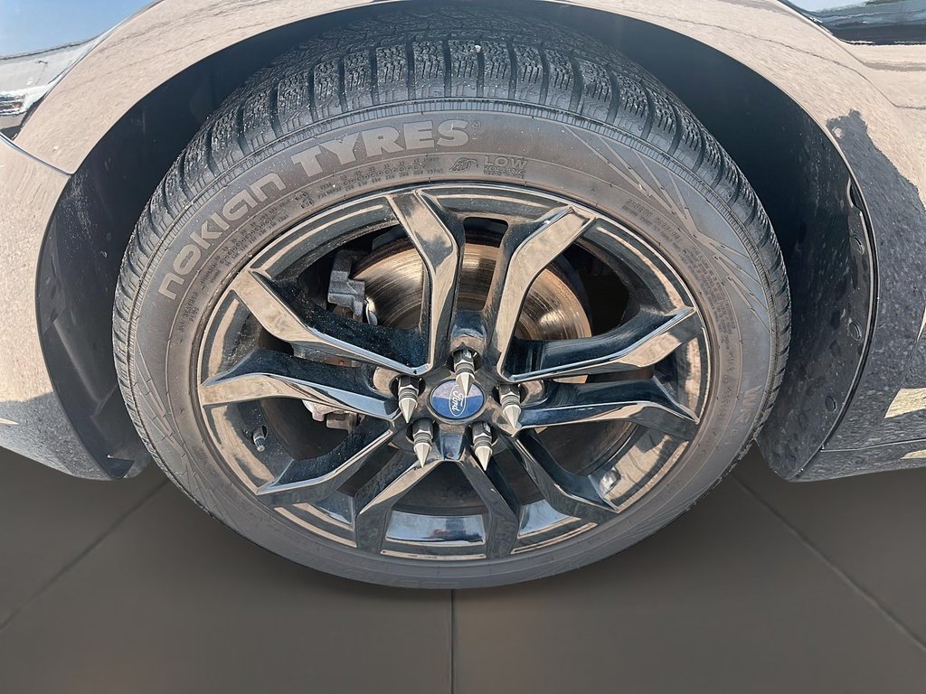 2020 Ford Fusion SE FWD in Stratford, Ontario - 7 - w1024h768px