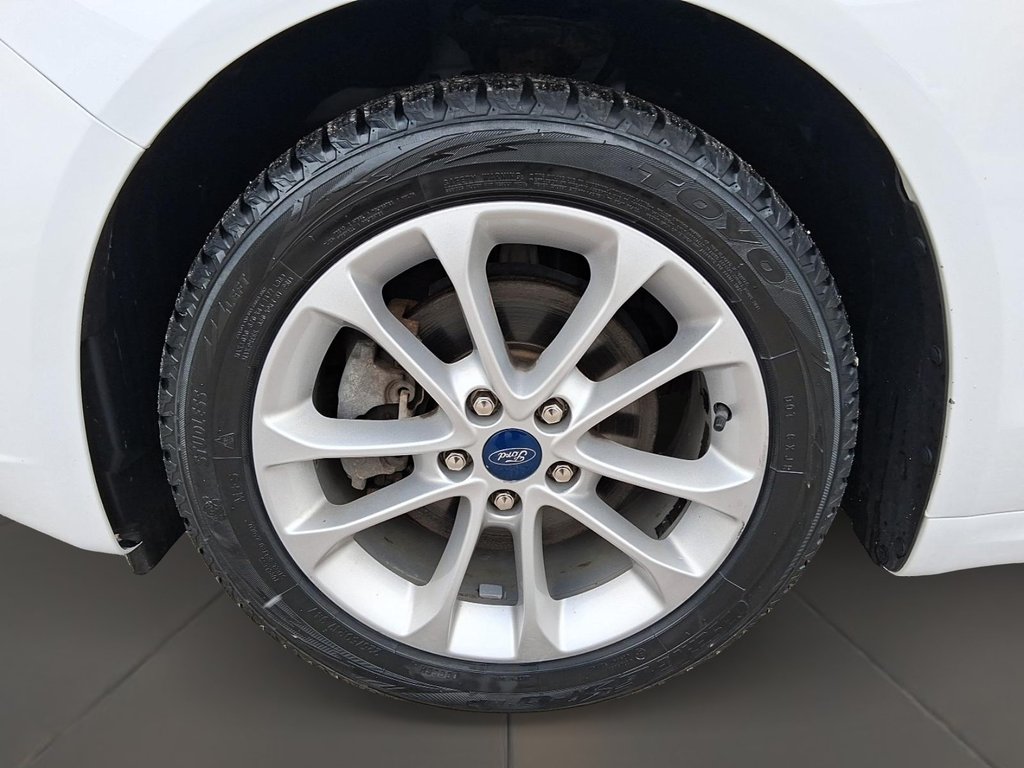 2020 Ford Fusion SE HEV in Stratford, Ontario - 7 - w1024h768px
