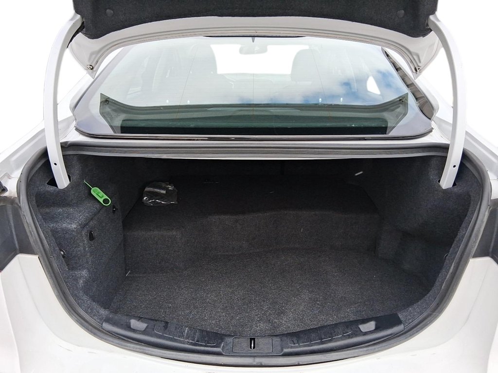 2020 Ford Fusion SE HEV in Stratford, Ontario - 6 - w1024h768px