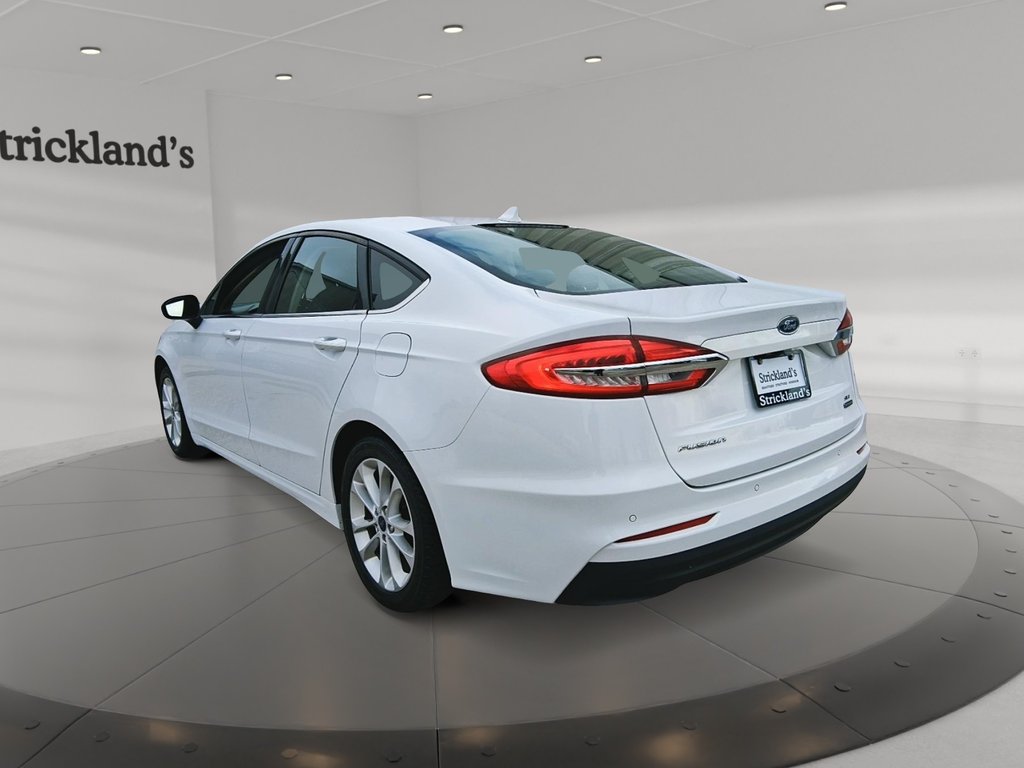 2020 Ford Fusion SE HEV in Stratford, Ontario - 4 - w1024h768px