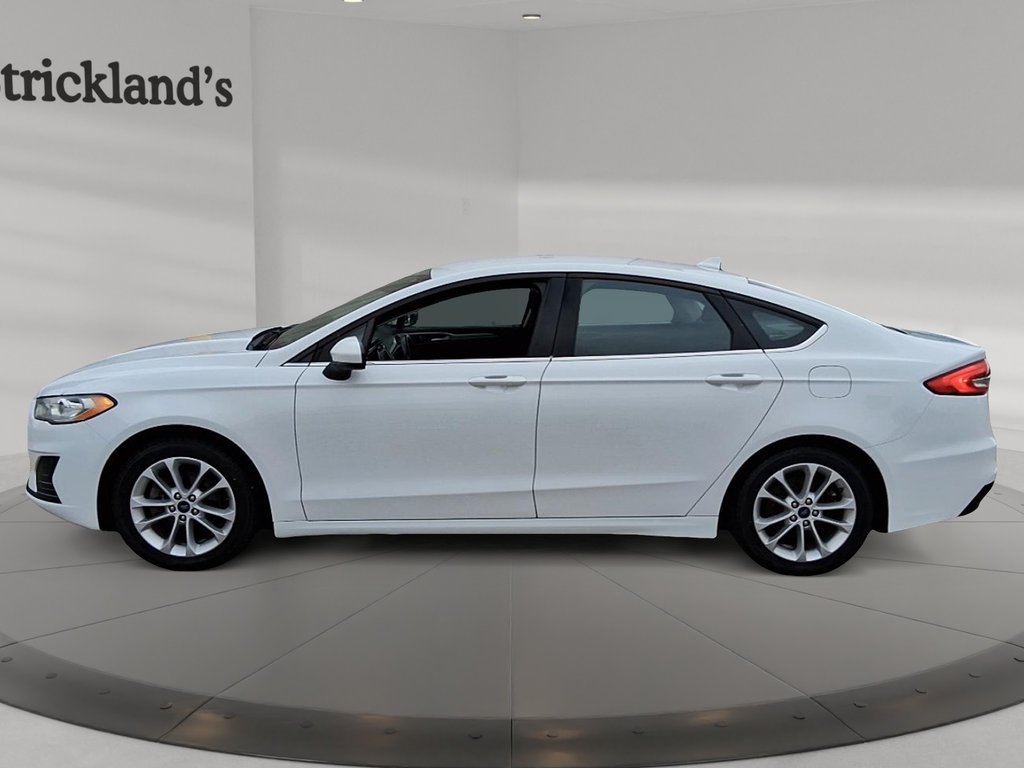 2020 Ford Fusion SE HEV in Stratford, Ontario - 5 - w1024h768px