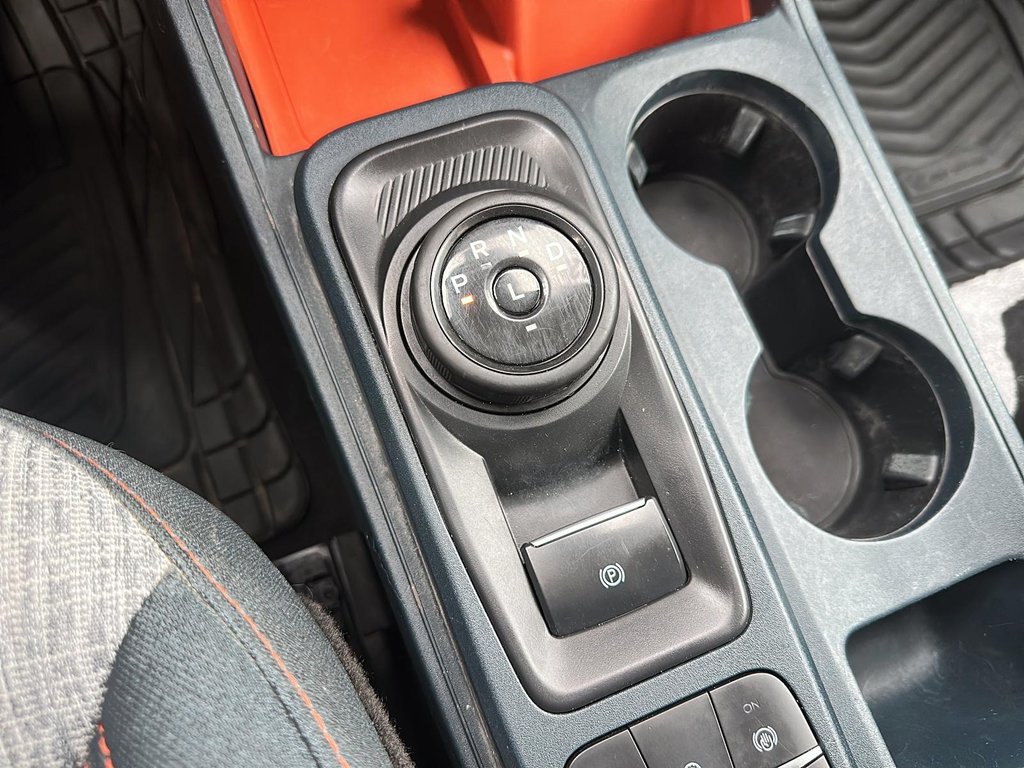 2022 Ford Maverick XL Crew Cab AWD 2.0L Ecoboost in Stratford, Ontario - 13 - w1024h768px