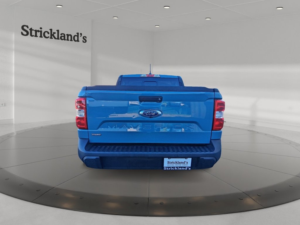 2022 Ford Maverick XL Crew Cab FWD 2.5L Hybrid in Stratford, Ontario - 3 - w1024h768px
