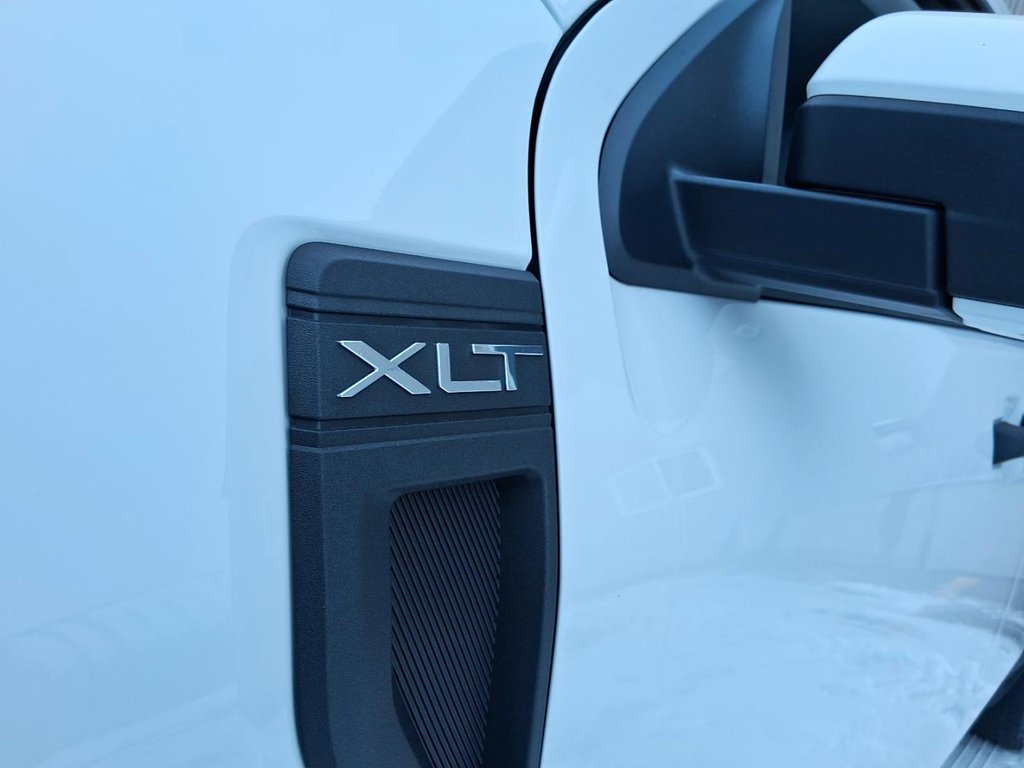 2023 Ford Maverick XLT Crew Cab AWD 2.0L Ecoboost in Stratford, Ontario - 6 - w1024h768px